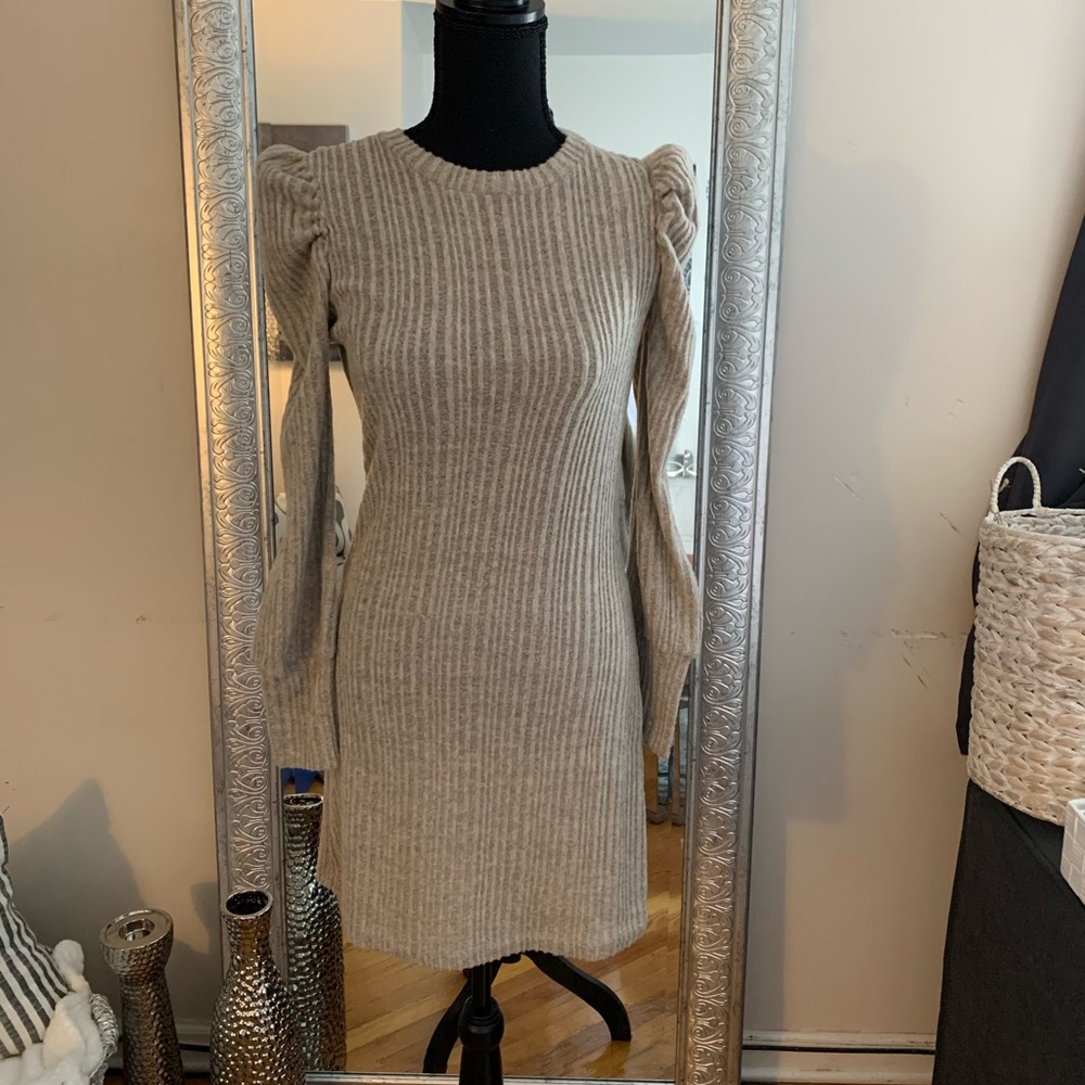 The holiday dress. Beautiful sweater dress size S